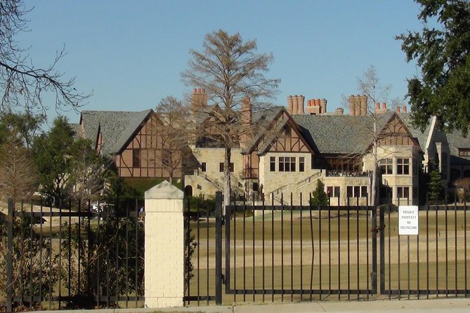 Sightseeing Tour of Dallas - Local Guide
