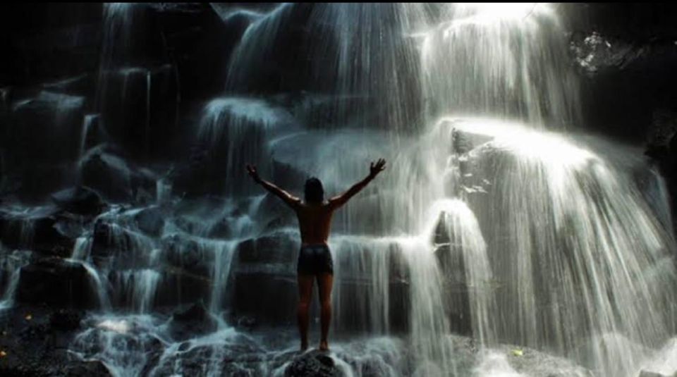 Sightseeing Ubud Barong Dance, Ubud Art Market and Waterfall - Pickup and Drop-off Details