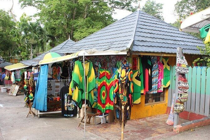 Sightseen tour and Souvenir shopping with private transportation in Montego Bay - Who Should Book This Tour?