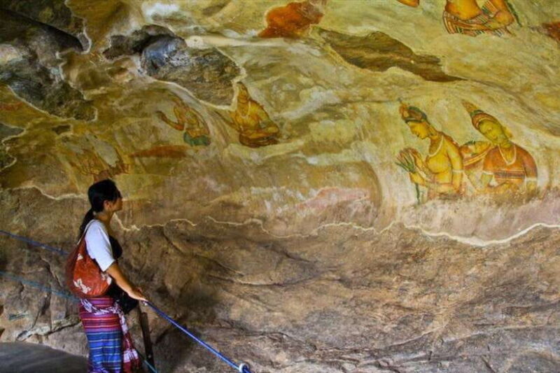 Sigiriya Fortress and Wildlife Safari from Colombo - The Experience in Context