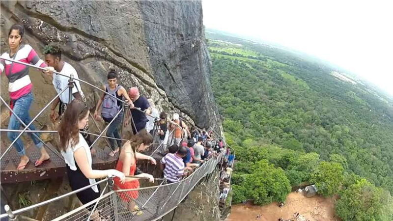 Sigiriya: Rock Fortress Private Guided Walking Tour - Who Should Join This Tour?
