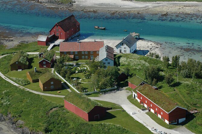 Silent Coastal Cruise to Kjerringøy - The Experience in a Nutshell