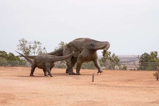 Silver-Tails Rail Sunset With Smithy's Dinner and Show - FAQ