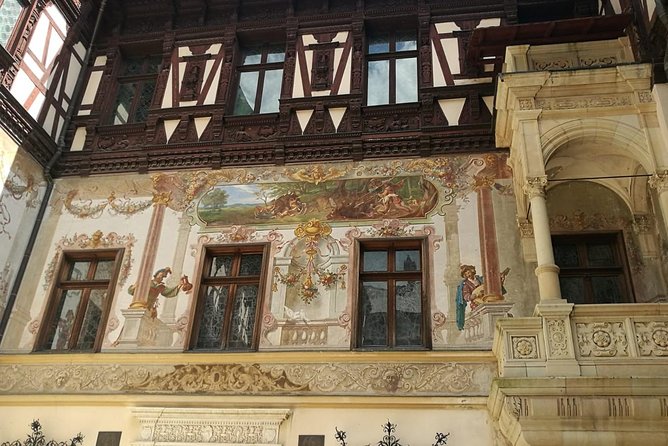 Sinaia and Brasov in One Day - Meeting and Pickup