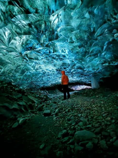 Sindris Ice Cave Photography Tour: A Locals Perspective - An In-Depth Look at the Experience