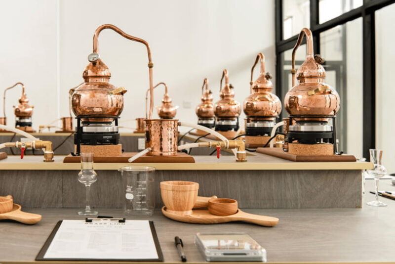 Singapore : Brass Lion Gin School Ticket - Starting the Day: Meeting Your Ginstructor and Fellow Distillers