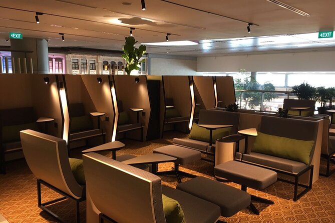 Singapore Changi Airport BLOSSOM - SATS & Plaza Premium Lounge at Terminal 4 - Lounge Services