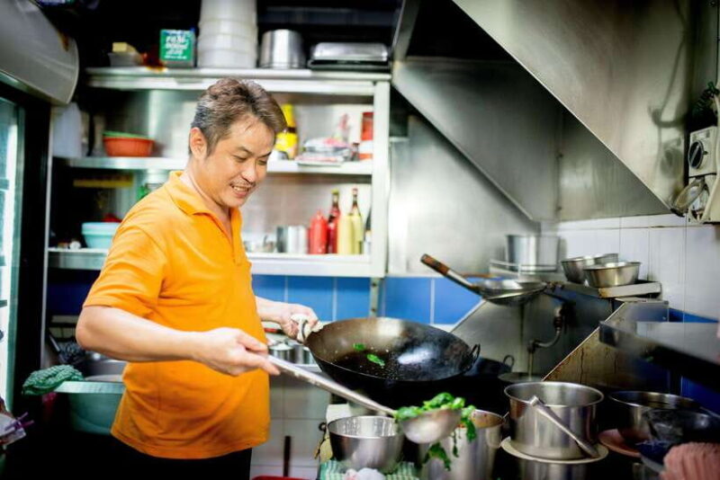 Singapore: Hawker Culture Food Tour and Sightseeing - Discover Singapore’s Flavors and Sights with a Hawker Culture Food Tour
