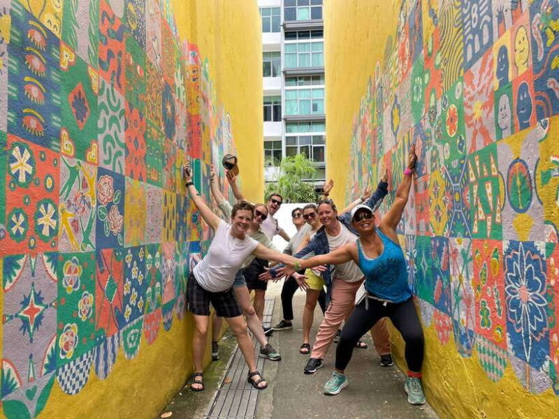 Singapore: Katong Local Food and City Highlights Tour - Key Points  