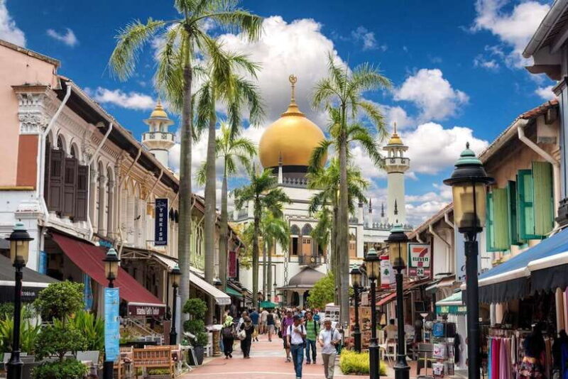 Singapore: Local Street Food Tasting Tour - Key Points