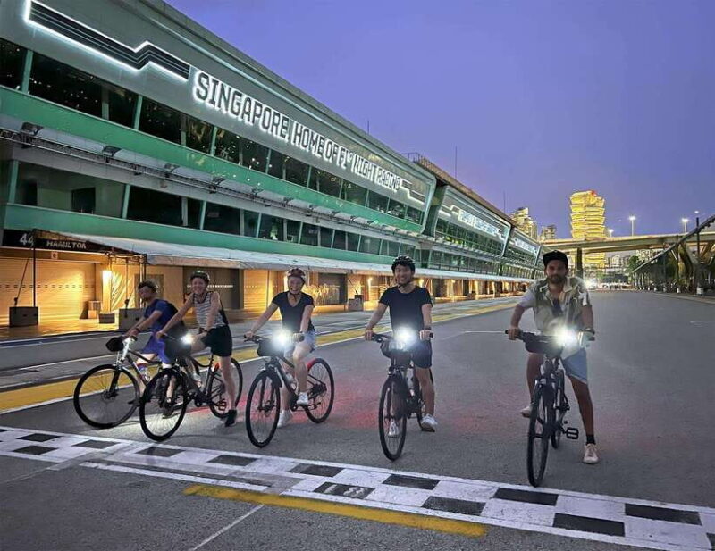 Singapore: Marina Bay Night Tour by Bicycle - Key Points
