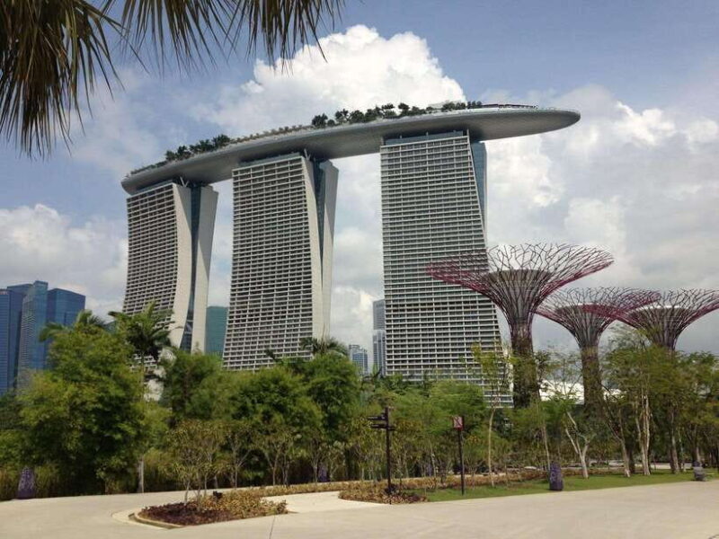 Singapore: Marina Bay Sands & Gardens By The Bay & Transfer - The Sum Up
