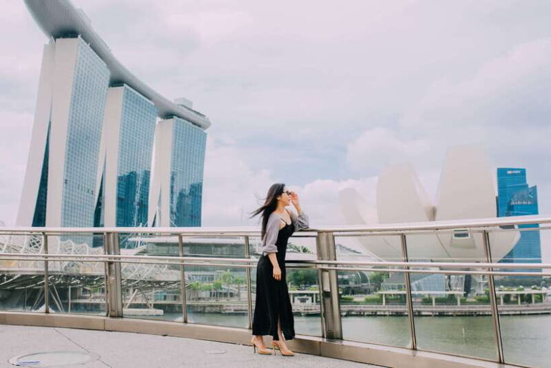 Singapore: Moments in the City Private Photography Session - Key Points