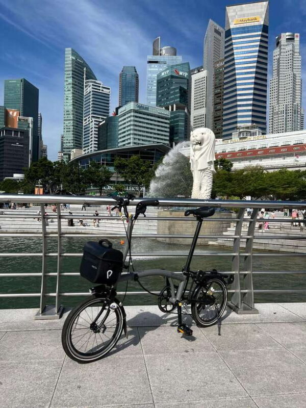 Singapore: Rail Corridor & Civic District Brompton Bike Tour - What Travelers Are Saying