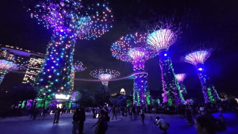 Singapore: Sunset River Cruise and Light Shows Tour - Authentic Traveler Experiences