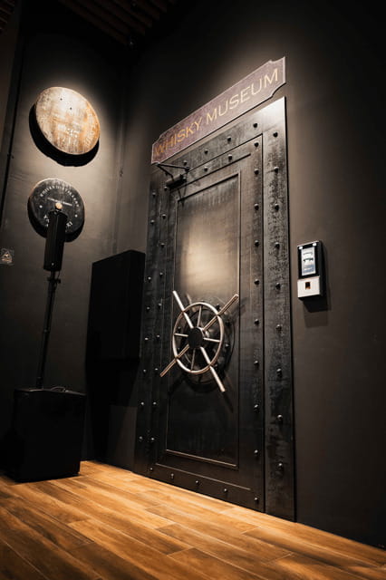 Singapore: Whisky Tours & Experiences Ticket - What to Expect During the Tour