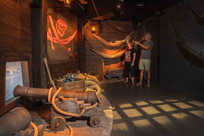 Sint Maarten Pirate Experience at the Rusty Parrot - Introduction: A Swashbuckling Adventure in Sint Maarten