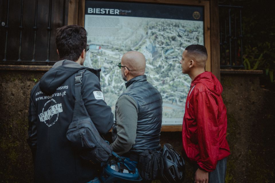 Sintra: Biester Palace and Park E-Bike Tour With Sightseeing - Pena Palace Exploration