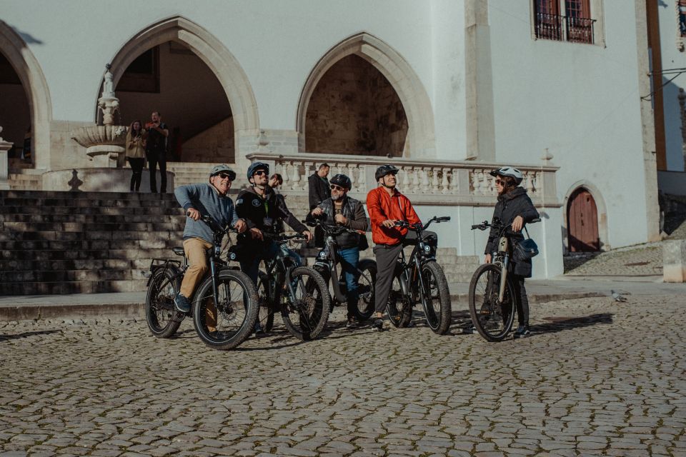 Sintra: Biester Palace and Park E-Bike Tour With Sightseeing - Guide Services