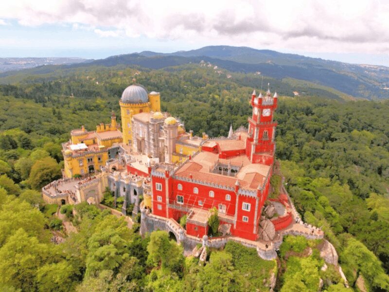Sintra, Cabo da Roca & Cascais Private Tour (Up to 6 Pax) - Who Should Consider This Tour?