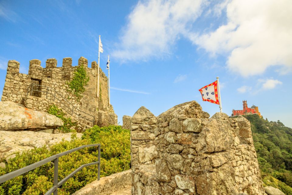 Sintra: Castle of the Moors E-Ticket & Optional Audio Guide - Ticket Inclusions