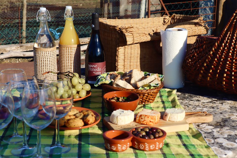 Sintra: Countryside Gastronomic Tour in a Vintage Car - Meeting Point Information