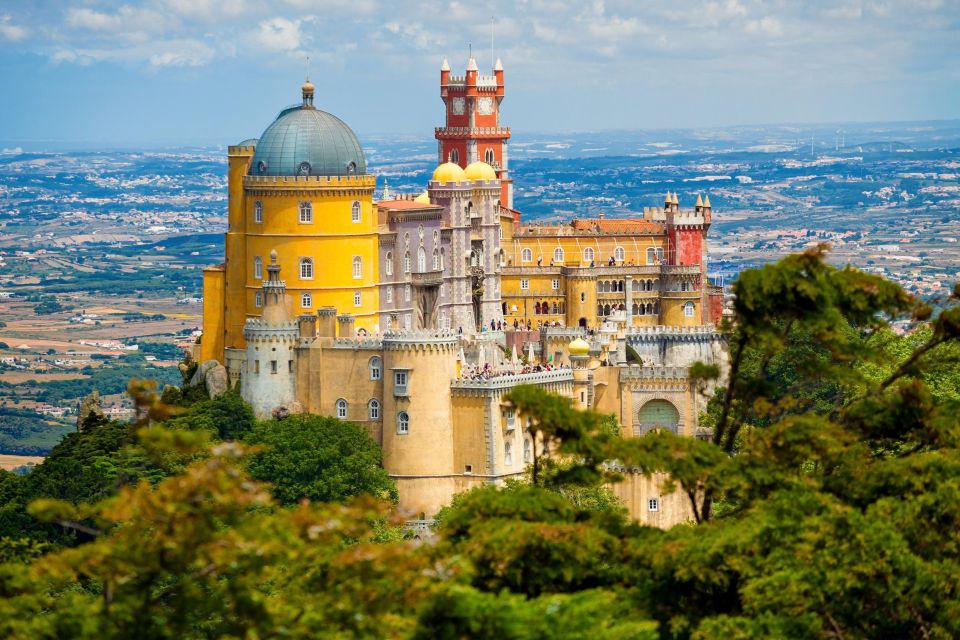 Sintra : Exclusive Full-Day Monuments Tour - What to Expect
