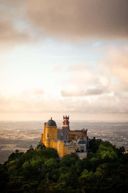 Sintra: Guided History & Highlights Tuk-Tuk Tour with Pastry - Key Points