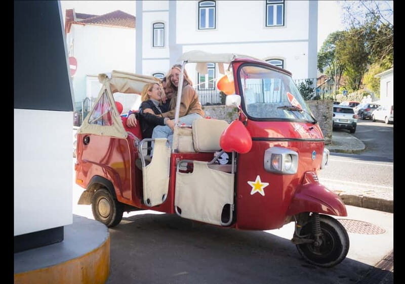 Sintra: Guided History & Highlights Tuk-Tuk Tour with Pastry - An Introduction to the Tour Experience