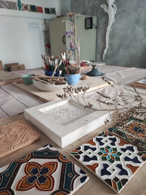 Sintra: Hispanic Moorish Tile Workshop - How the Experience Unfolds