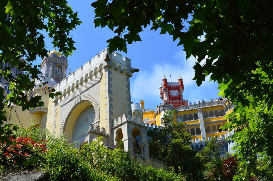 Sintra: Pena Palace, Moorish Castle, Regaleira, and Monserrate - Pena Palace and Quinta Da Regaleira