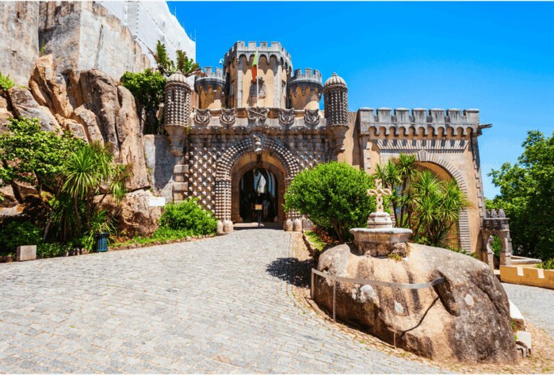 Sintra: Pena Palace, Regaleira Estate, Cabo da Roca, and Cascais - An In-Depth Look at the Tour Experience