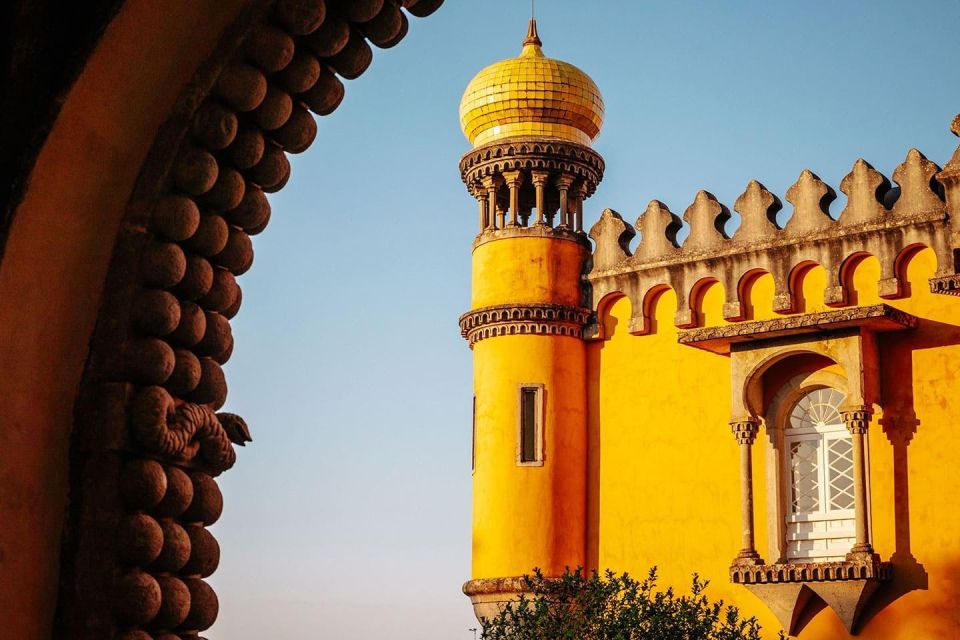 Sintra: Private Sightseeing Tour With Transportation - Pena Palace and Gardens