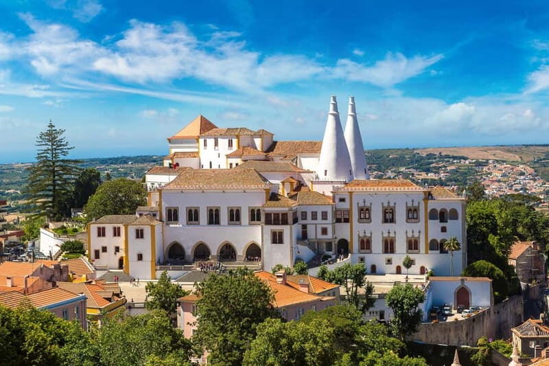 Sintra: Private Sightseeing Tuk Tuk Tour with Local Guide - Key Points