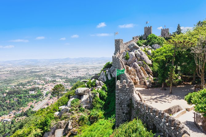 Sintra Private Tour - Guide Expertise and Knowledge