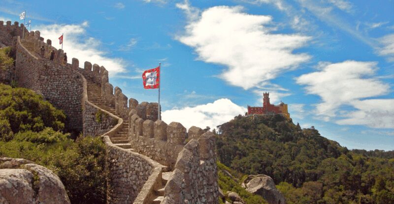 Sintra Private Tour - Pena Palace+ Regaleira + Cape Roca - Who Is This Tour Best For?