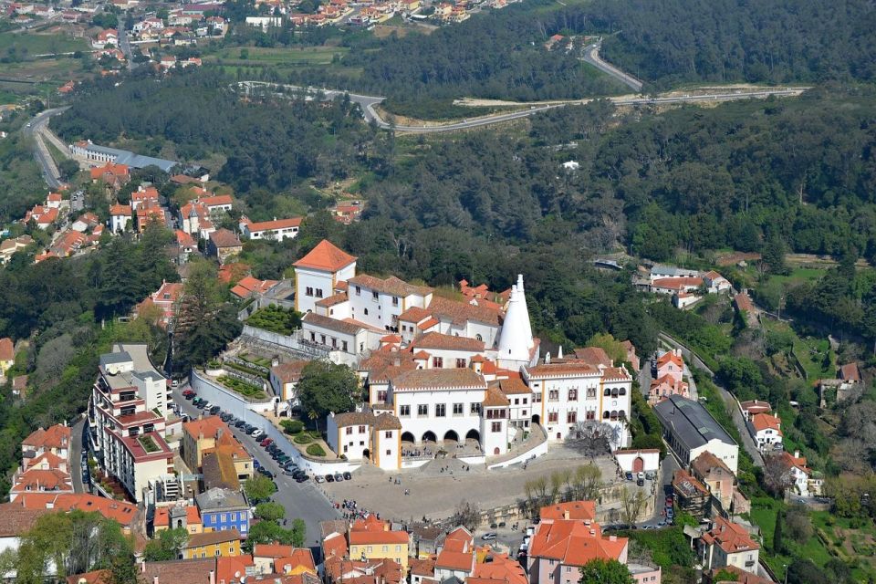 Sintra: Private Walking Tour (National Palace & Regaleira) - Initiation Well