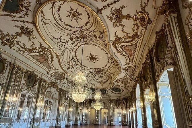 Sintra Tour Come and discover the beauties of the Castles and Palaces - Key Points