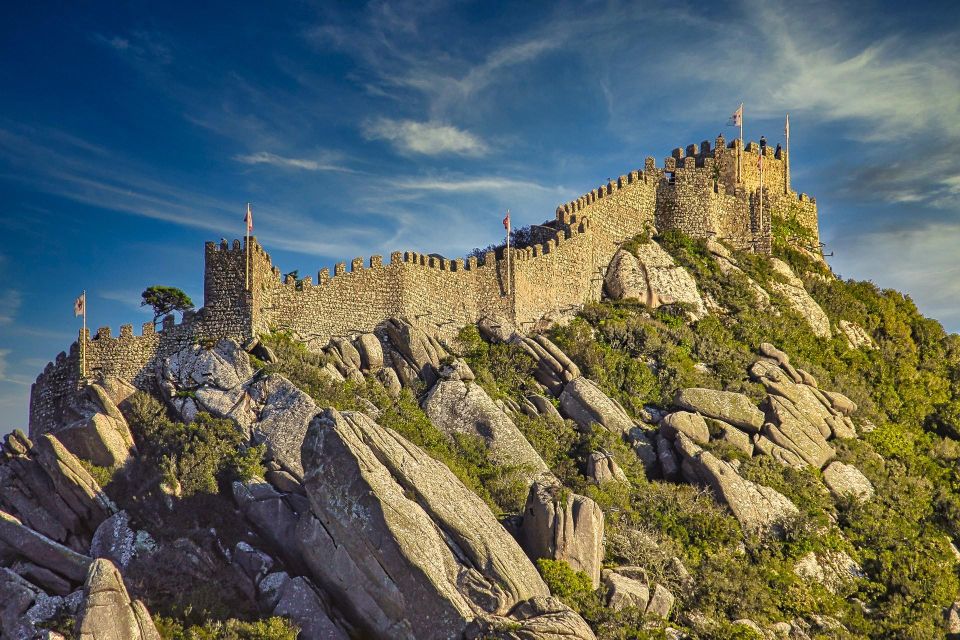 Sintra: Vintage Electric Tuk Tuk Tour, Pena Palace - Restrictions
