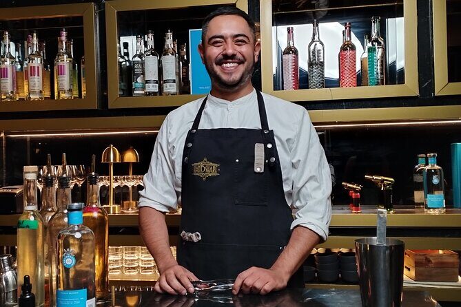 Sipping CDMX : Bar Hopping with Local Bartenders - Key Points