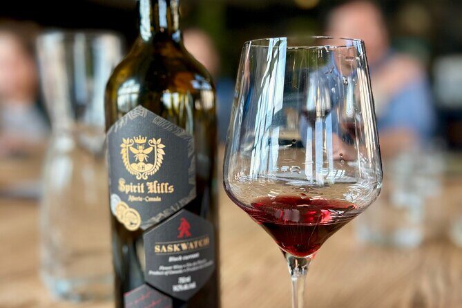 Sips & Sweets - Canadian Evening Food Tour - Who Should Consider This Tour?