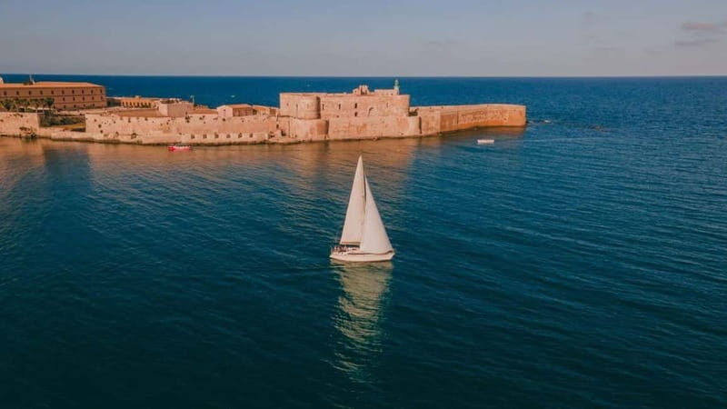 Siracusa: Aperitivo in Barca a vela - What Makes This Tour Special?