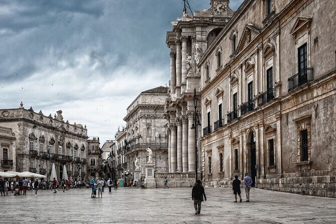 Siracusa Walking Tour with Audio and Written Guide by a Local - The Sum Up