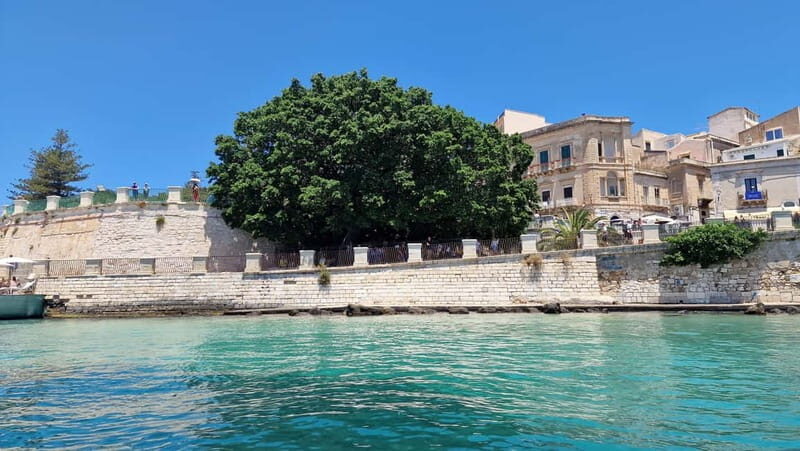Siracusa: Wine tasting by boat with tour and gourmet food - The Itinerary: What You Can Expect
