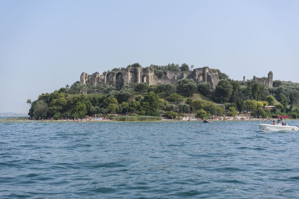 Sirmione and Isola Del Garda Typical Venetian Speedboat Trip - Booking and Cancellation Policy
