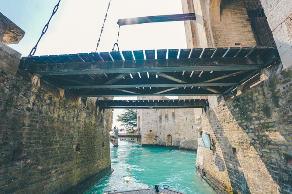 Sirmione: Lake Garda Boat Grotte Di Catullo Tour - Booking and Cancellation Policy