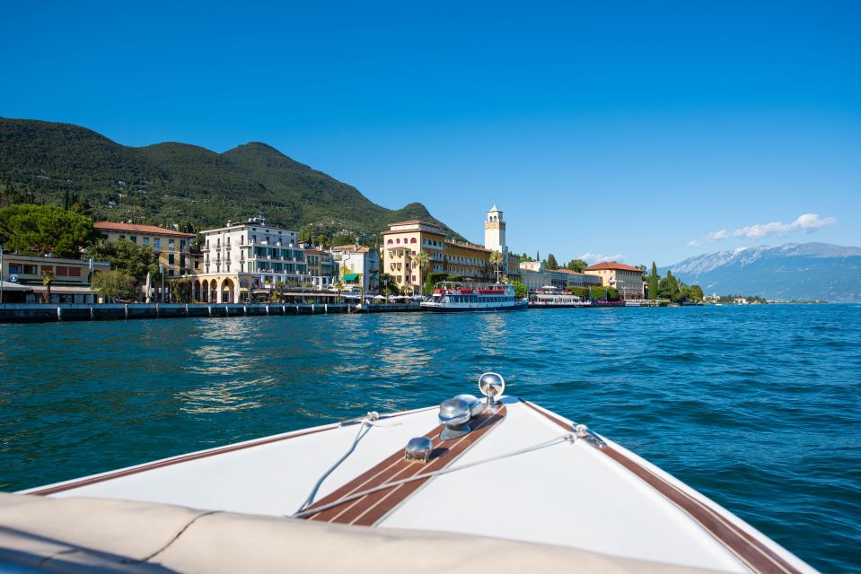 Sirmione: Scenic Afternoon Boat Cruise With Prosecco & Snack - Visiting the Charming Village of Salo