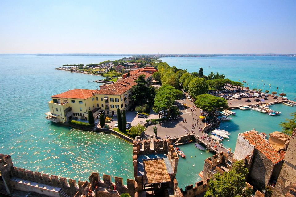 Sirmione: Walking and Speedboat Tour - Exploring Sirmiones Historic Center