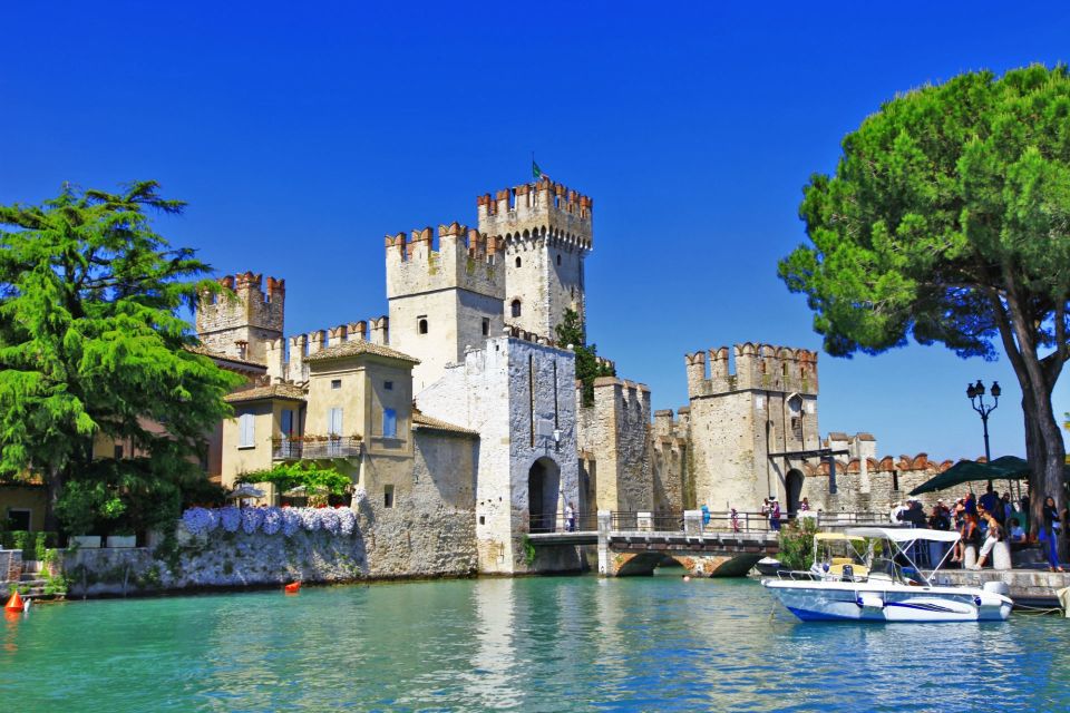 Sirmione: Walking and Speedboat Tour - Unique Perspective From the Lake