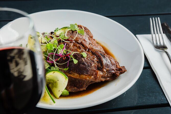 Sirromet Winery Tour and Taste and 2 Course Lunch - Key Points